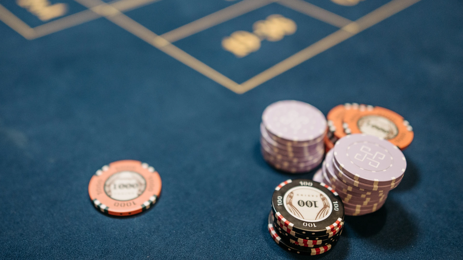 Freeroll Poker